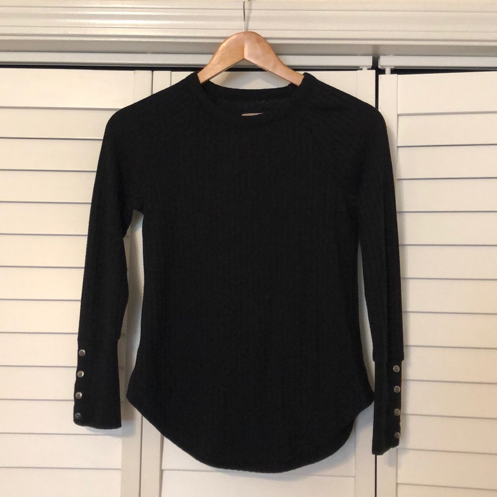 Long sleeve top